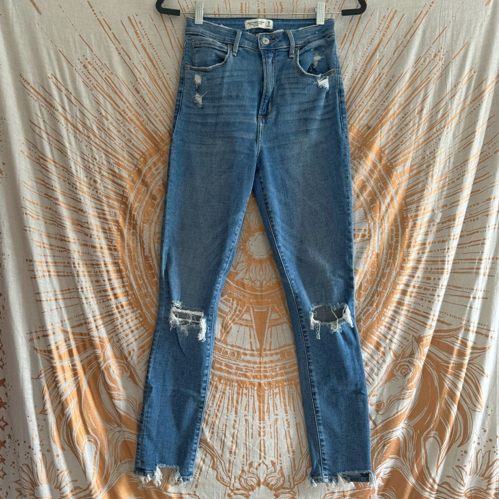 Abercrombie & Fitch Blue Distressed Women Jeans